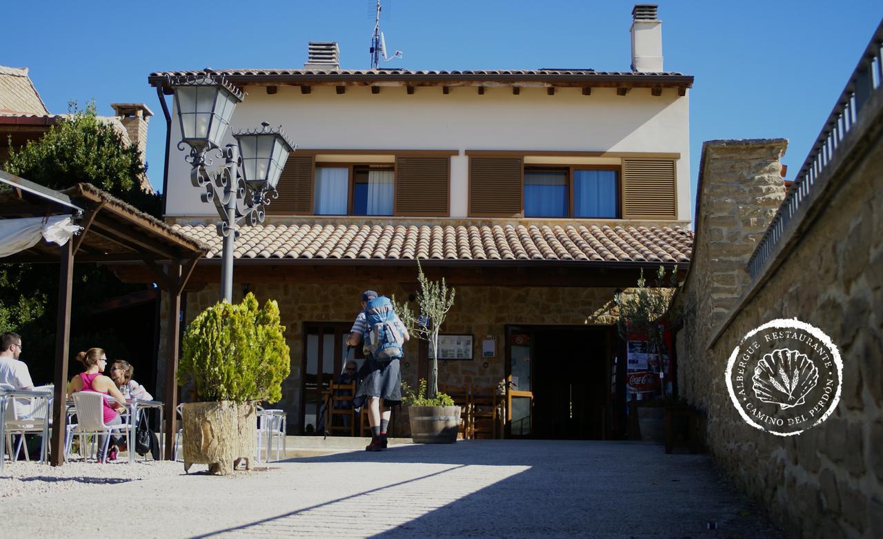 Hostal Camino Del Perdon Uterga Bagian luar foto