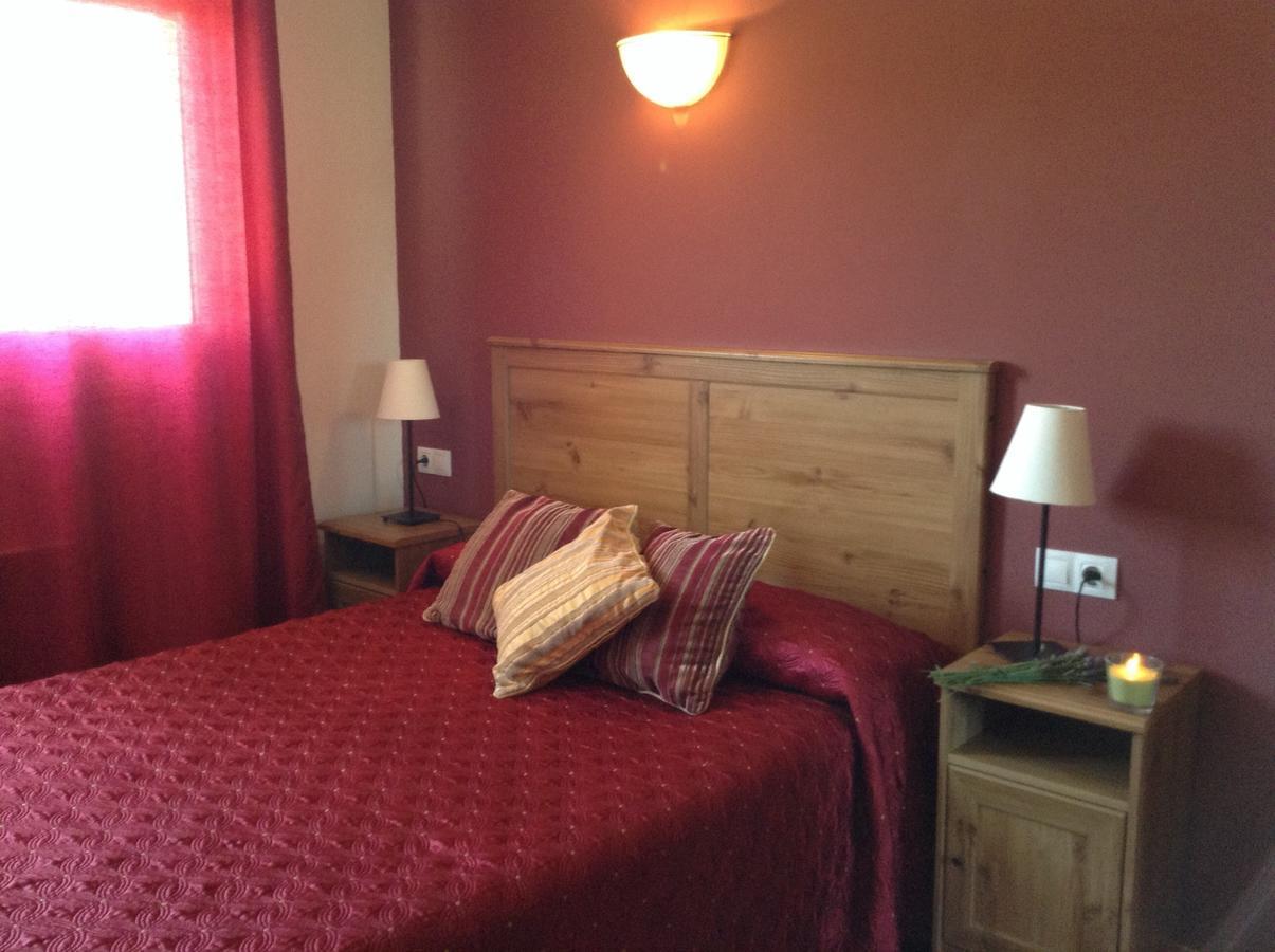 Hostal Camino Del Perdon Uterga Bagian luar foto