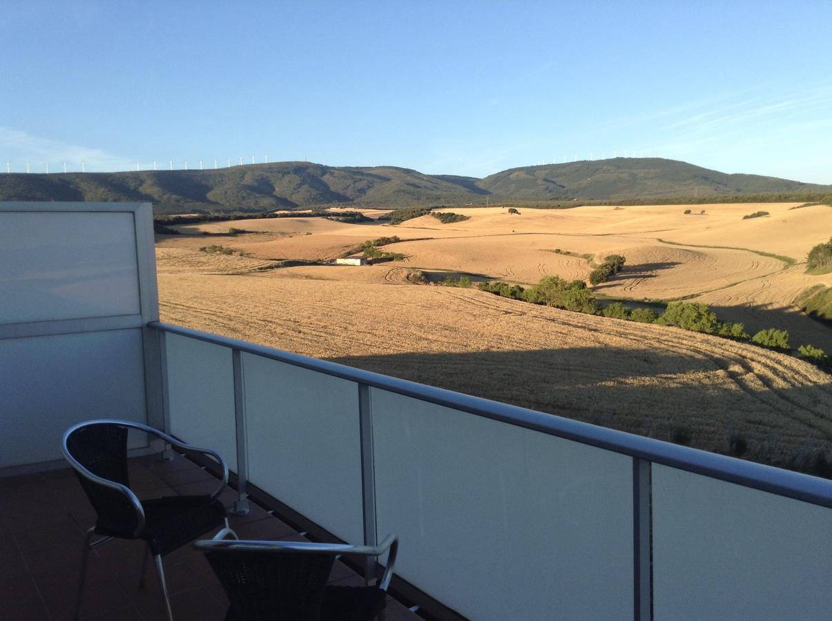 Hostal Camino Del Perdon Uterga Bagian luar foto